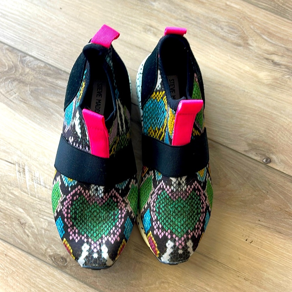 Steve Madden slip on sneakers size 7 1/2